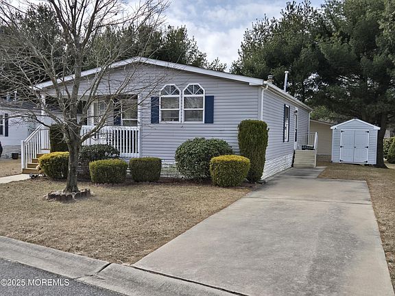 2nd image of 703 Evergreen Court