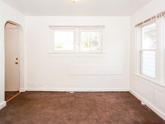 3rd image of 1615-1620 Lawton Ave