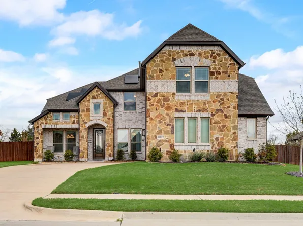 1009 Palmer Ln, Desoto, TX 75115