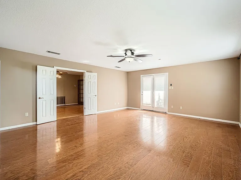 1850 County Road 105 — Photo 18