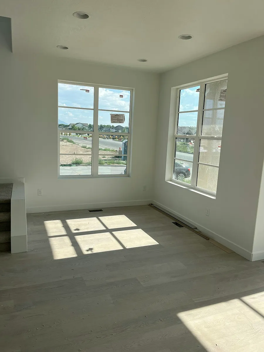 dining room - 1570 N 3348 W #704