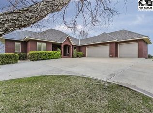 10111 Paganica Pass, Hutchinson, KS 67502