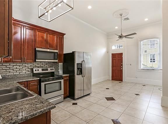 3rd image of 2105 4th St #A
