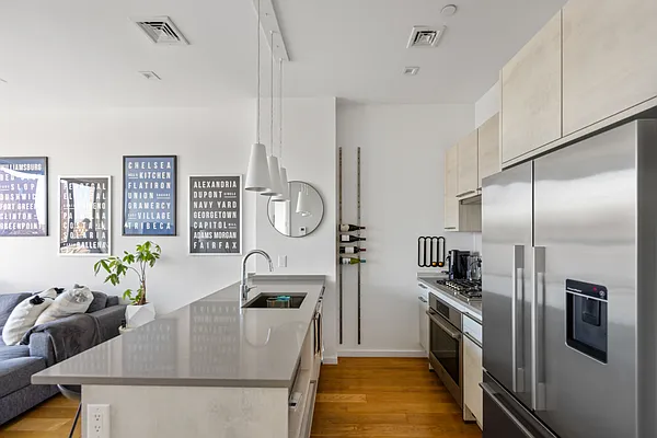 Rented by SERHANT. | media 21