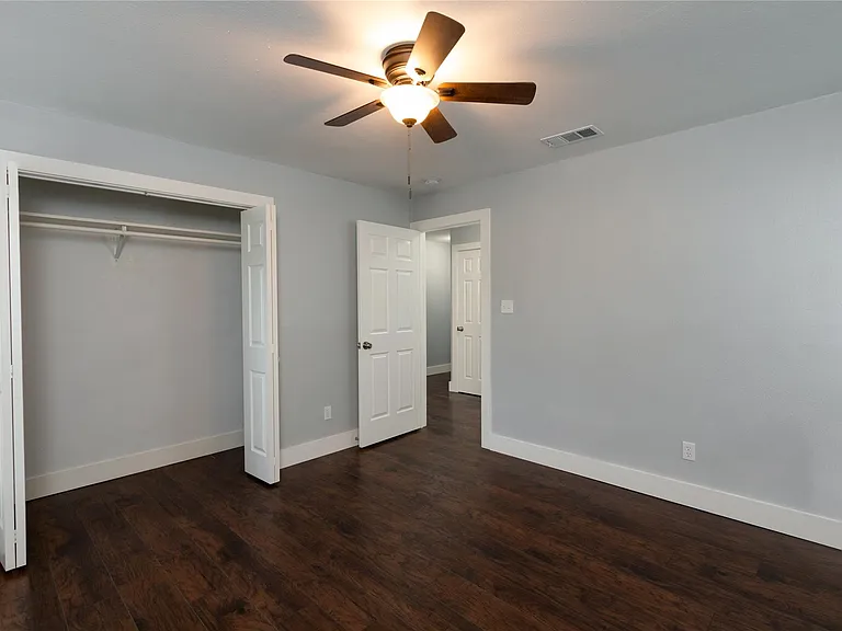 1005 George St — Photo 16