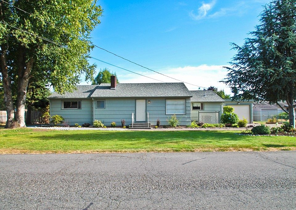 1st image of 4906 85th Pl NE