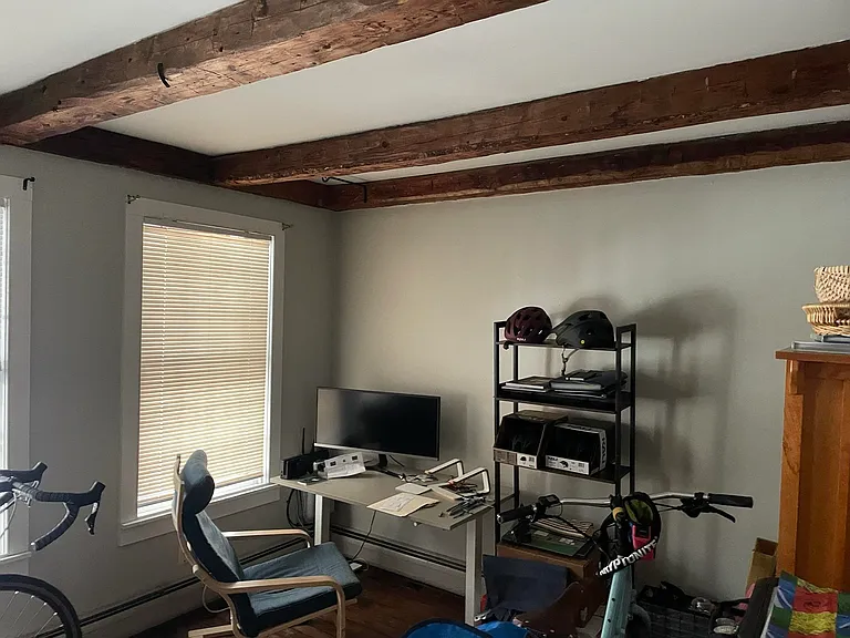 38 Sunset St — Photo 13