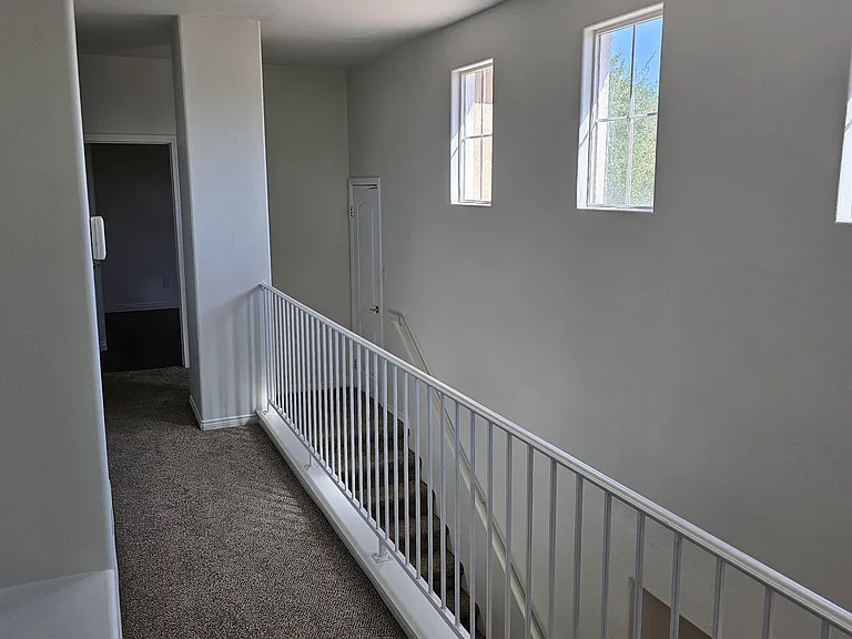 12706 Crystal Cove Ave — Photo 27