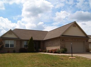 12100 Bridlewood Dr, Evansville, IN 47725