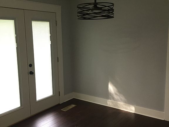 4th image of 111 Glendale Dr