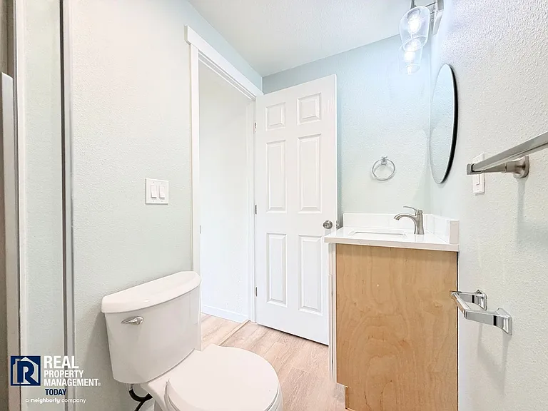 GM Legacy Properties LLC - Duplex (GOLD) — Photo 13