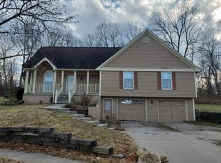9309 E 90th Pl, Kansas City, MO 64138