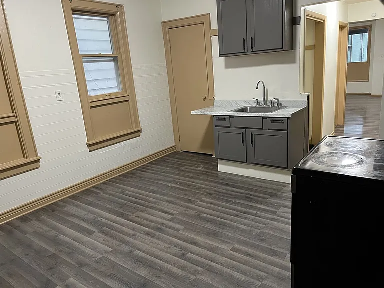 2818-2818A N 33rd St. - Duplex — Photo 15