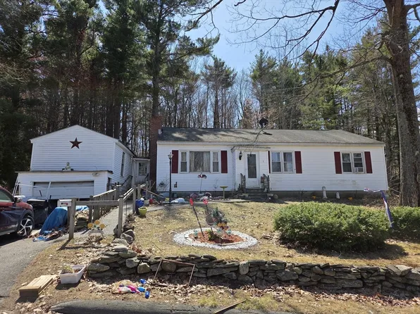 188 Blanchard St, Gardner, MA 01440