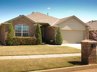 520 Glass Ave, Yukon, OK 73099