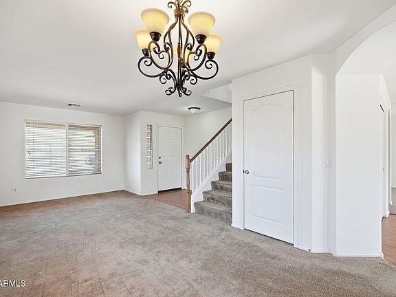 5th image of 40871 W THORNBERRY Lane