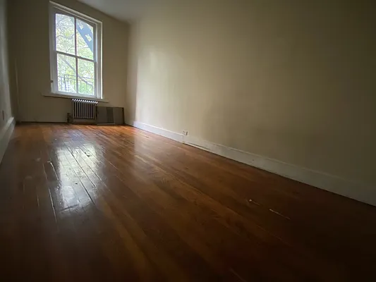 Rented by Douglas Elliman | media 16