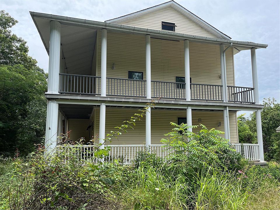 2nd image of 493 Brightstone Rd