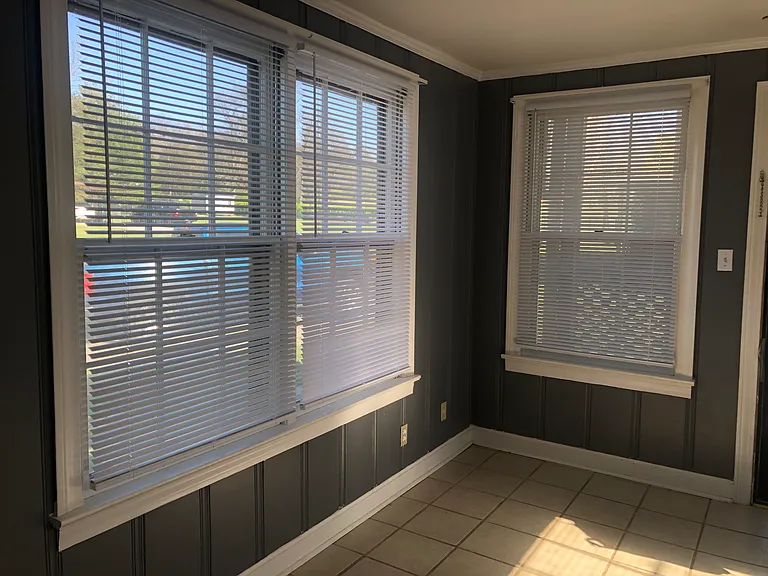 609 Rome Park — Photo 10
