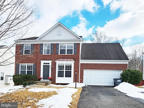 5871 Moonbeam Dr, Woodbridge, VA 22193