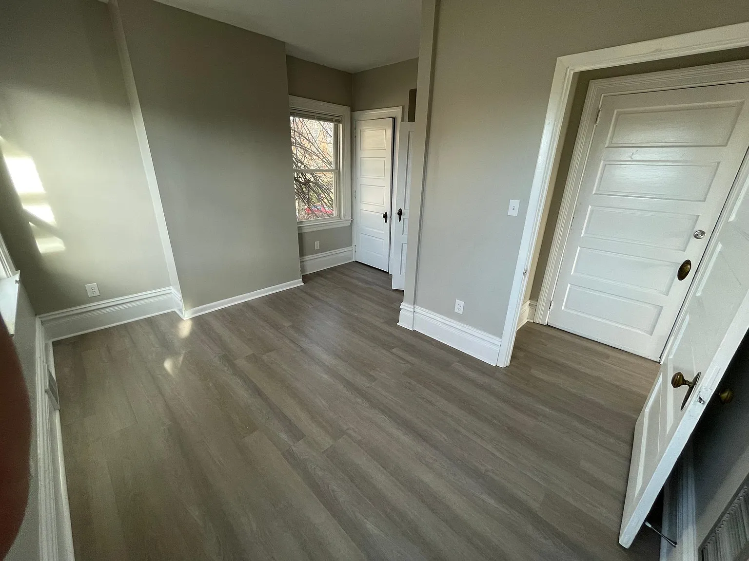 25 N Sprague Ave — Photo 2
