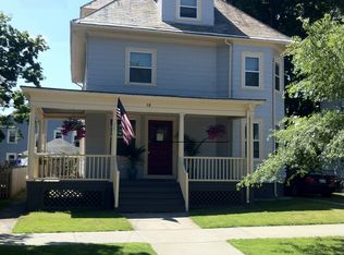 18 Lillian Ave, Providence, RI 02905