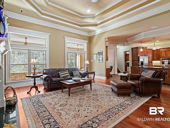 4th image of 33585 Alder Cir