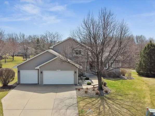 14015 Drake St NW, Andover, MN 55304