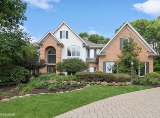 25706 Blackhawk Ln, Lake Barrington, IL 60010