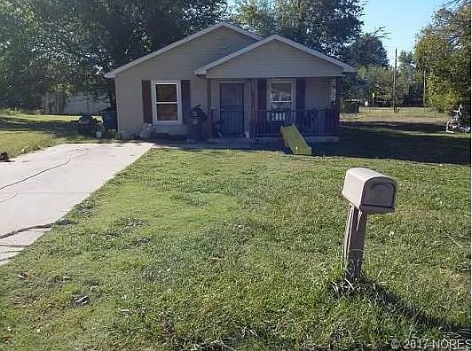 1st image of 1938 E 26th Pl N