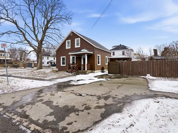 441 Adolphus St, Cornwall, ON K6H 3S8