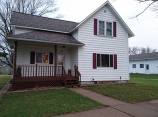 112 S 4th Ave, Edgar, WI 54426