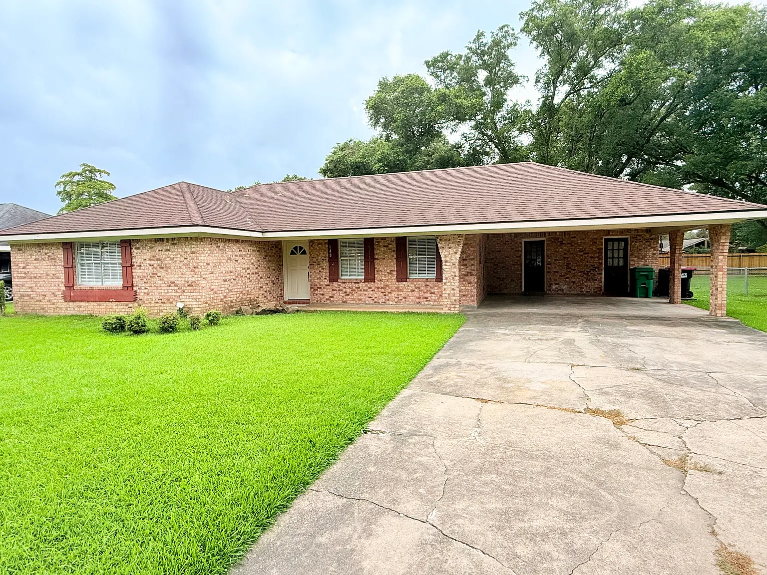3 bed, 1575 sqft, $1,800 — Photo 1