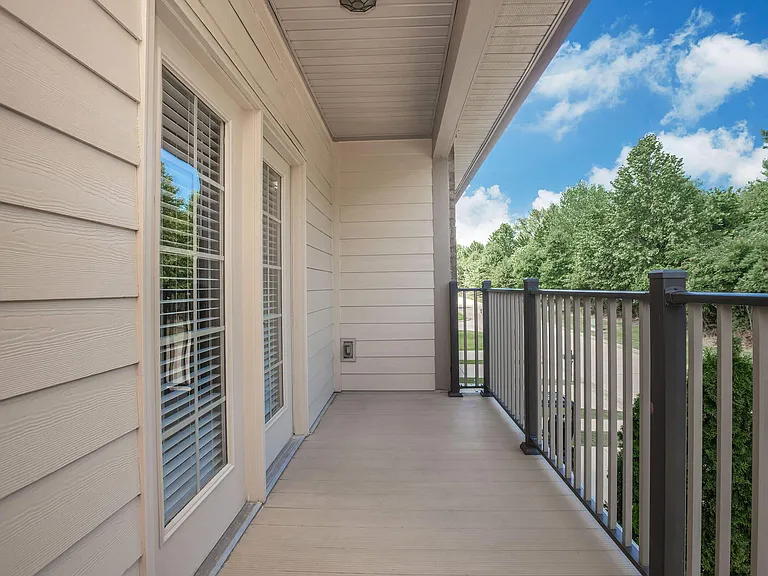 Stonewater Place Apartments — Photo 48