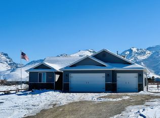656 Alpine Dr, Spring Creek, NV 89815