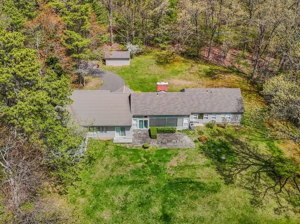 23 Vine Hill Rd, Farmington, CT 06032