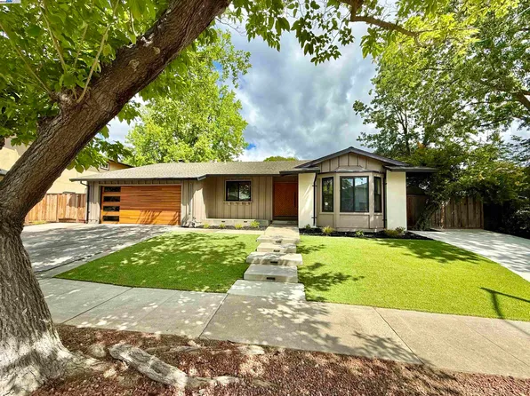 4885 Muirwood Dr, Pleasanton, CA 94588