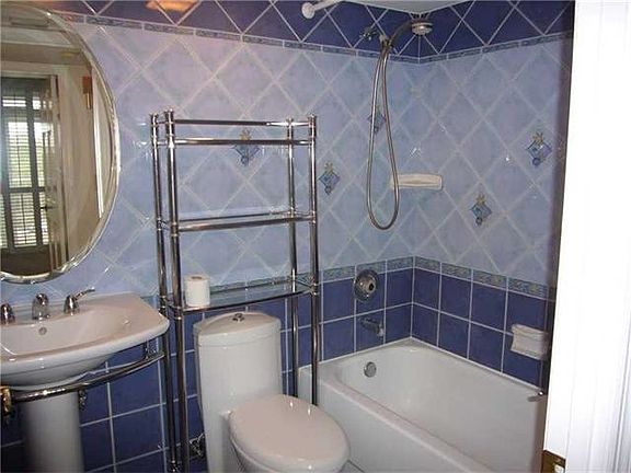 4th image of 1280 S Alhambra Cir APT 2403