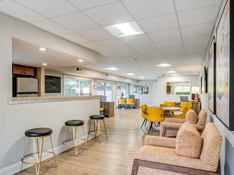 Leasing Office