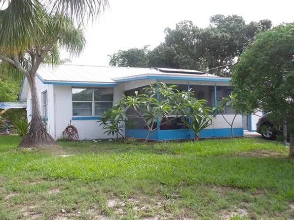 819 Colonia Ln E, Nokomis, FL 34275