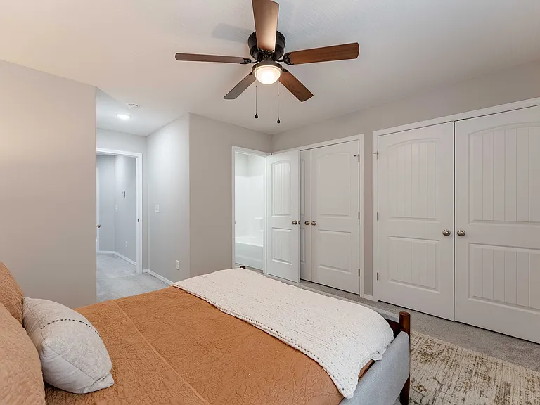 Oakwood Heights Townhomes — Photo 62
