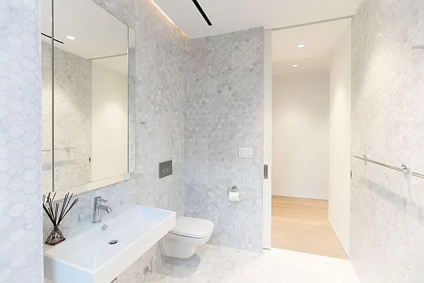 Rented by Hudson 3 Inc | media 79