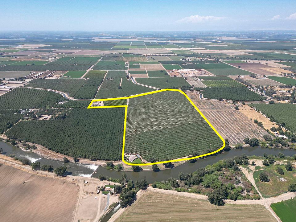 4220 E Wood Avenue, Laton, CA 93242 MLS 224857 Zillow