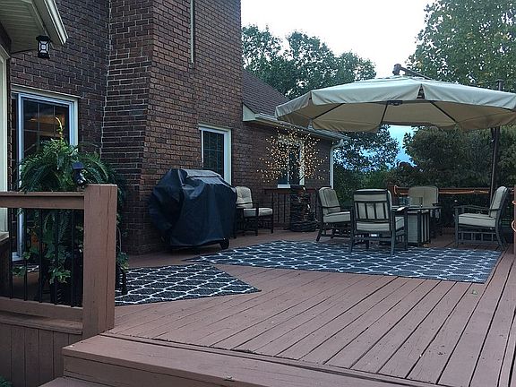 Entertaining Deck 