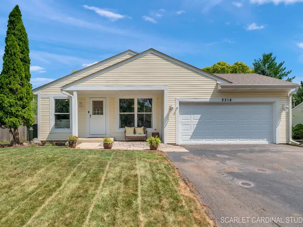 2314 Wayland Ln, Naperville, IL 60565
