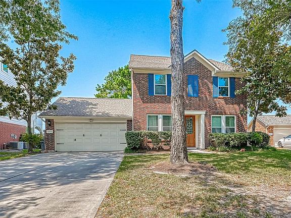 2nd image of 16826 Coralbend Ln