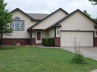 2542 E Charleston St, Wichita, KS 67219