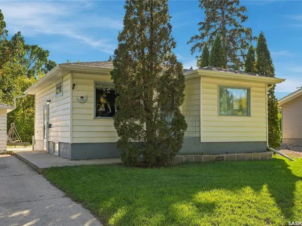 107 106th STREET W, Saskatoon, SK S7N 1N4
