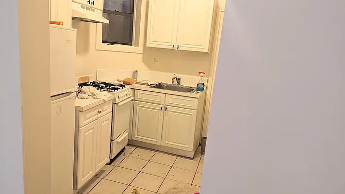 Rented by Corcoran | media 16