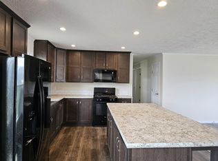 9900 Townsquare Blvd #450, Fenton, MI 48430